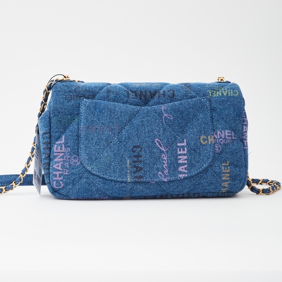 CHANEL PRINTED CC BLUE DENIM LARGE GRAFFITI FLAP BAG (2022) - Picture 3 of 10